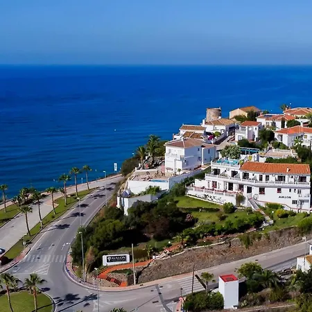 Avalon Pensión 2*