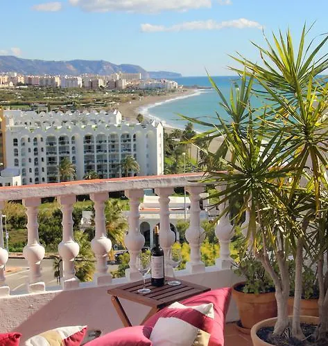 Avalon Pensionat 3*