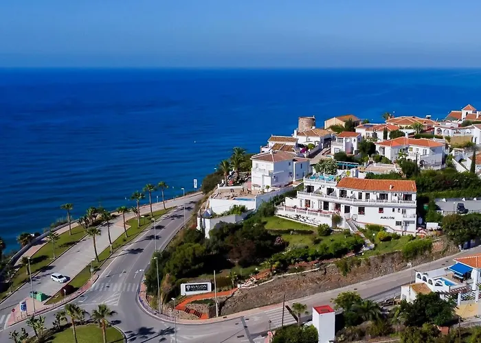 Avalon Pensionat 3*