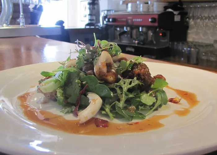 Avalon Guest house 3*